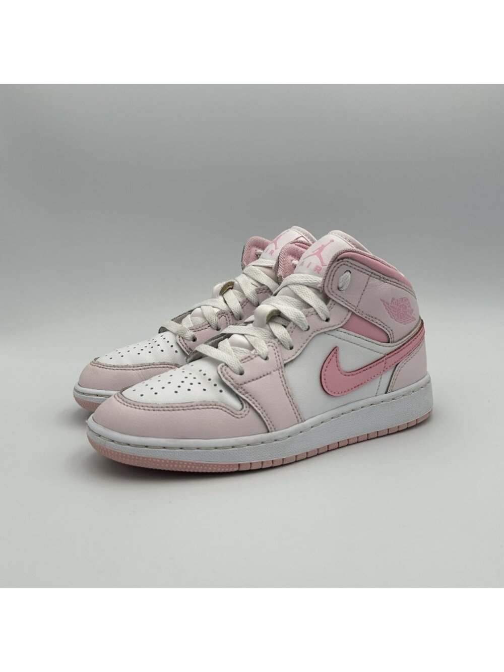 Nike Air Jordan 1 Mid Kids Youth Sneakers Size 3.5Y Pink Leather Shoes DQ8423600